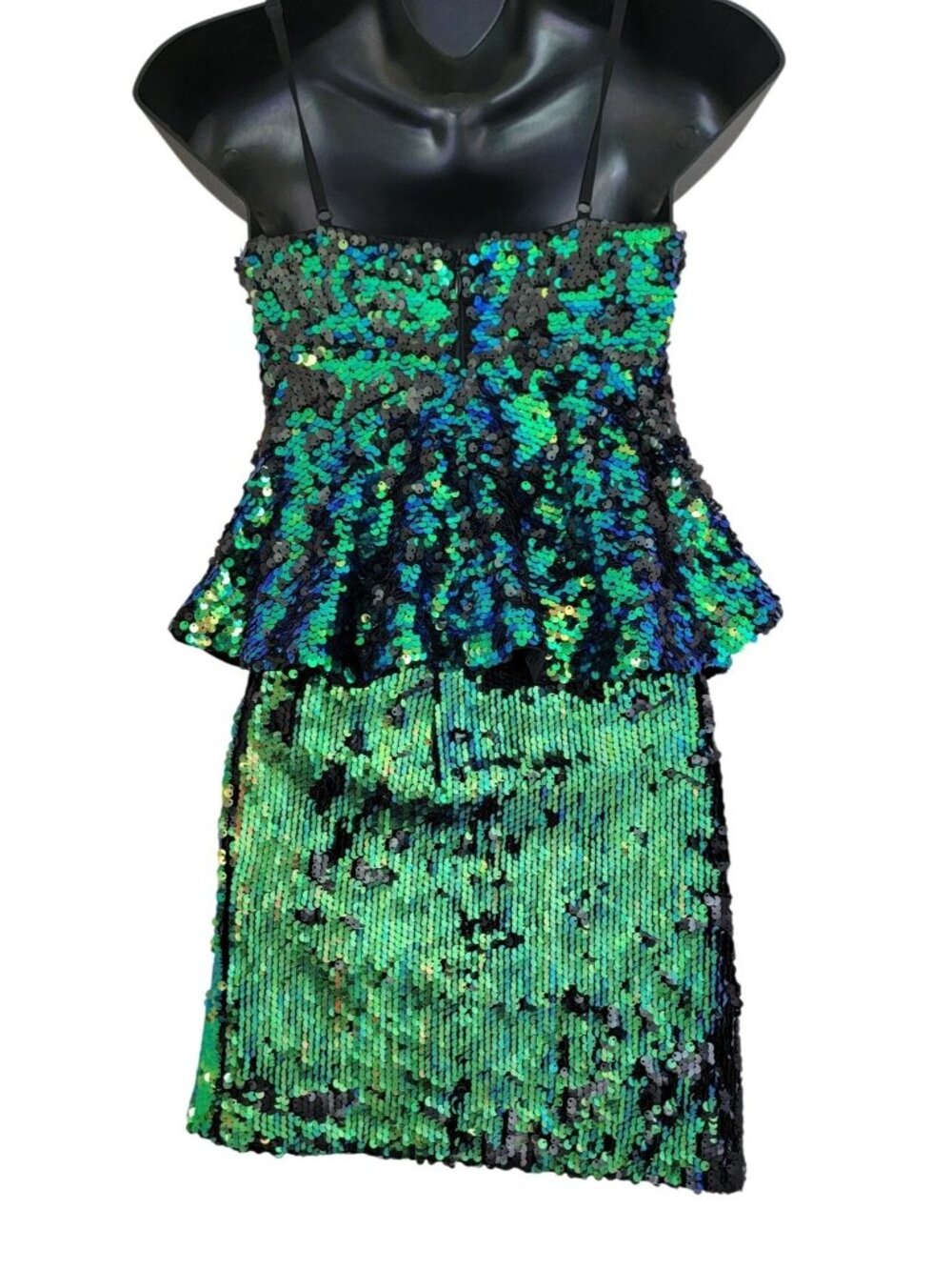 GUESS Sleeveless Green Mermaid-Sequin Peplum Top (XXS) & Matching Skirt (XS) Set - Picture 2 of 7